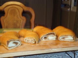 Poppy Seed and Nut Roll (Makovnik a Orechovnik) image
