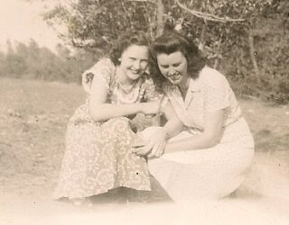 Grandmother Middleton's Old Fashioned Pineapple Cake image