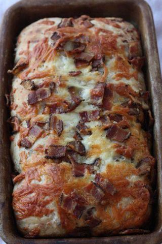 Hillbilly Bacon Cheddar Bread image